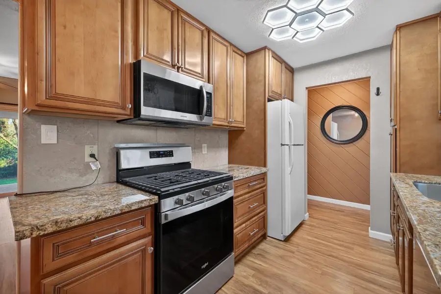 8631 Posadera Avenue, Orangevale, CA 95662 - Image #3