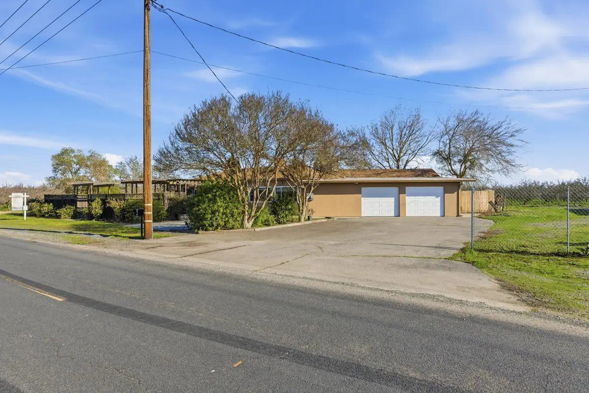 4224 Griffin Road, Hughson, CA 95326 - Image #1