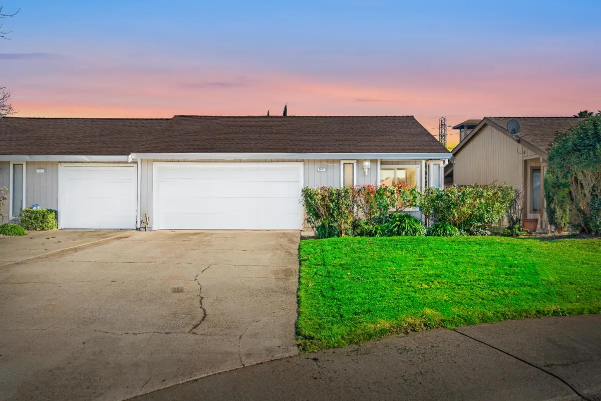 7671 Canyon Woods Court, Sacramento, CA 95828 - Image #1