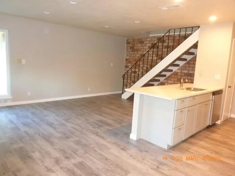 5128 Rhode Island Drive #2, Sacramento, CA 95841 - Image #2