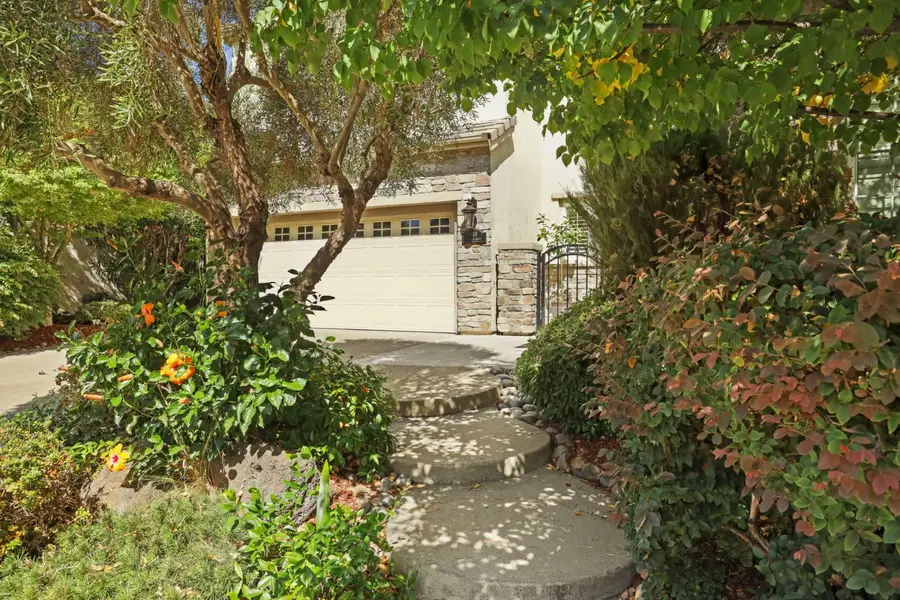4119 Spyglass Drive, Stockton, CA 95219 - Image #2