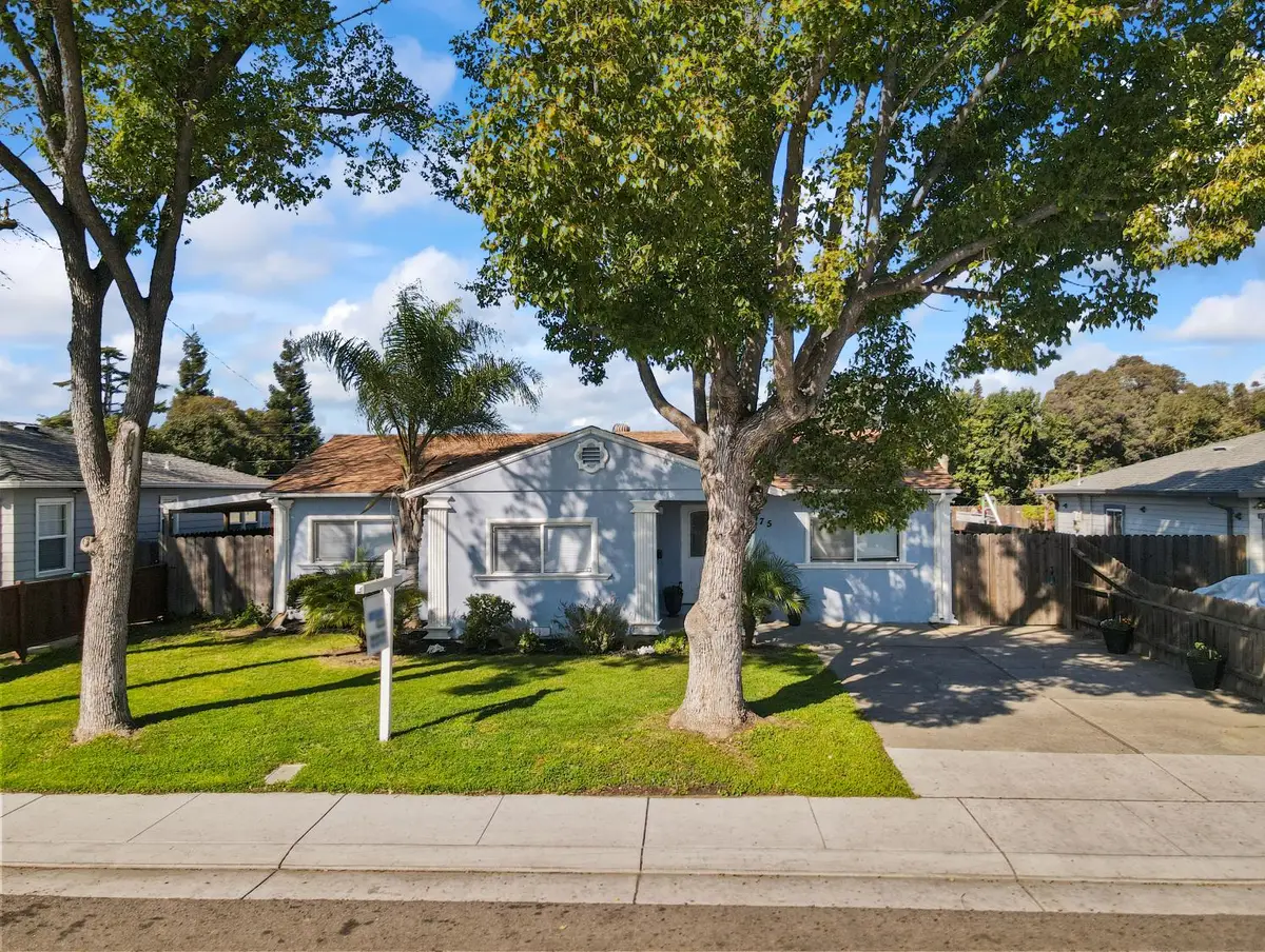 2075 W Monterey Avenue, Stockton, CA 95204 - Image #1