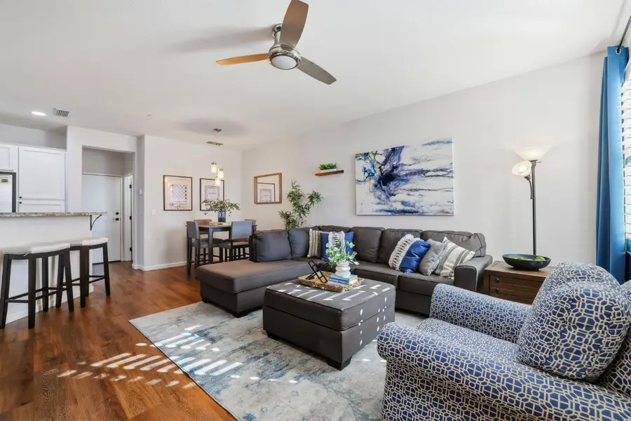 305 Esplanade Circle #305, Folsom, CA 95630 - Image #3