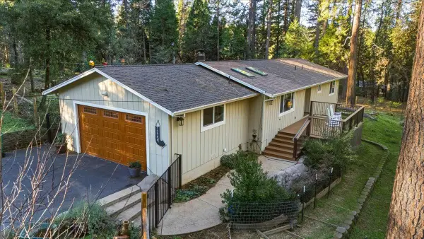 12159 Colfax Highway, Grass Valley, CA 95945