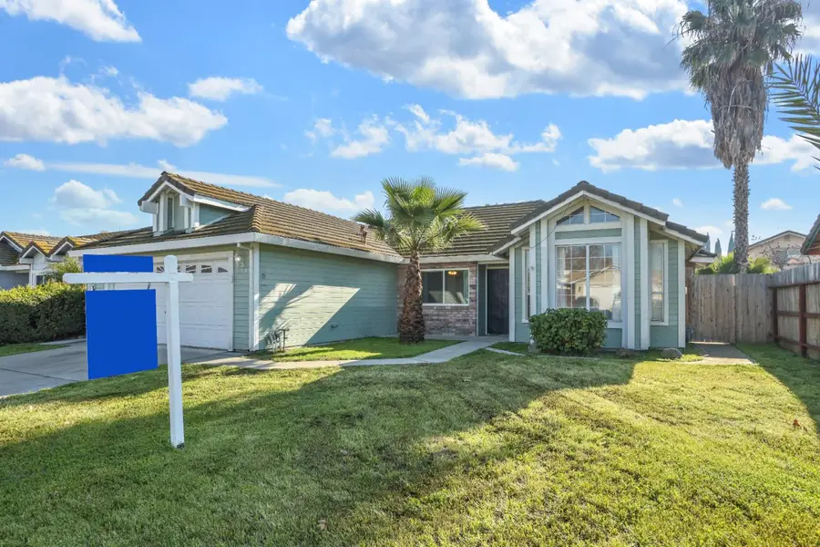 190 Patricia Place, Lathrop, CA 95330 - Image #2