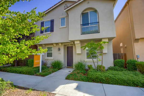 7835 Zaragoza Walk, Sacramento, CA 95823