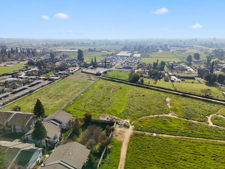 3232 Princeton, Fresno, CA 93722 - Image #2
