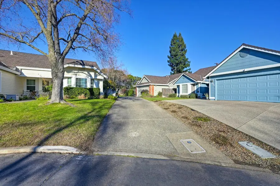 4040 Alex Lane, Carmichael, CA 95608 - Image #2