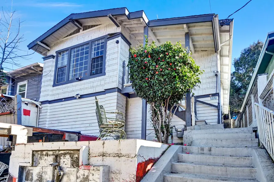 3220 Champion Street, Oakland, CA 94602 - Image #2