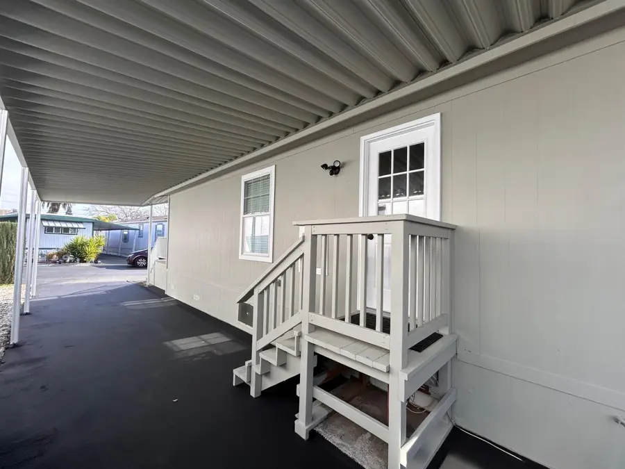 131 Royal Wood Lane, Rancho Cordova, CA 95670 - #2