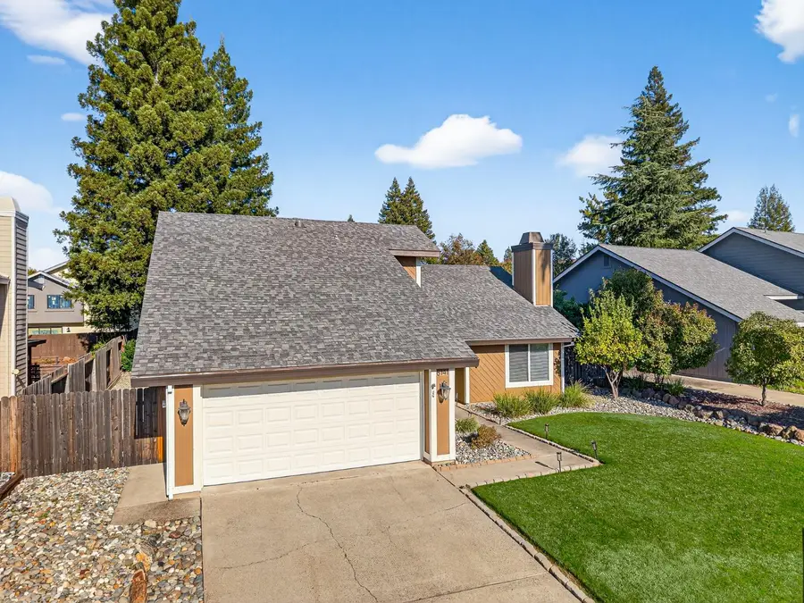 8141 Woodlake Hills Drive, Orangevale, CA 95662 - Image #3