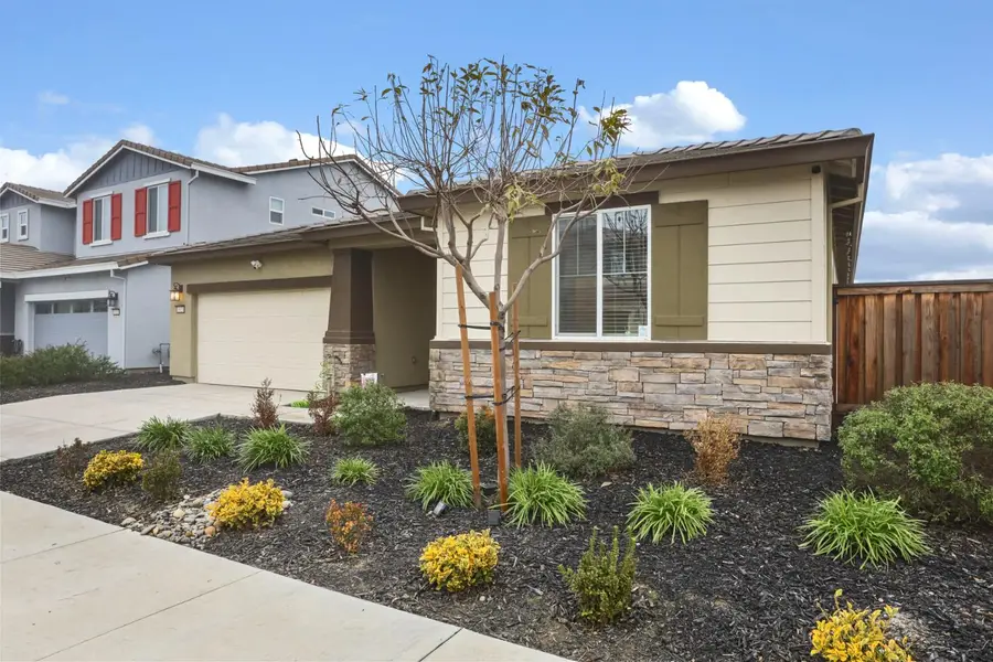 10024 Baltisan Lane, Stockton, CA 95219 - Image #2