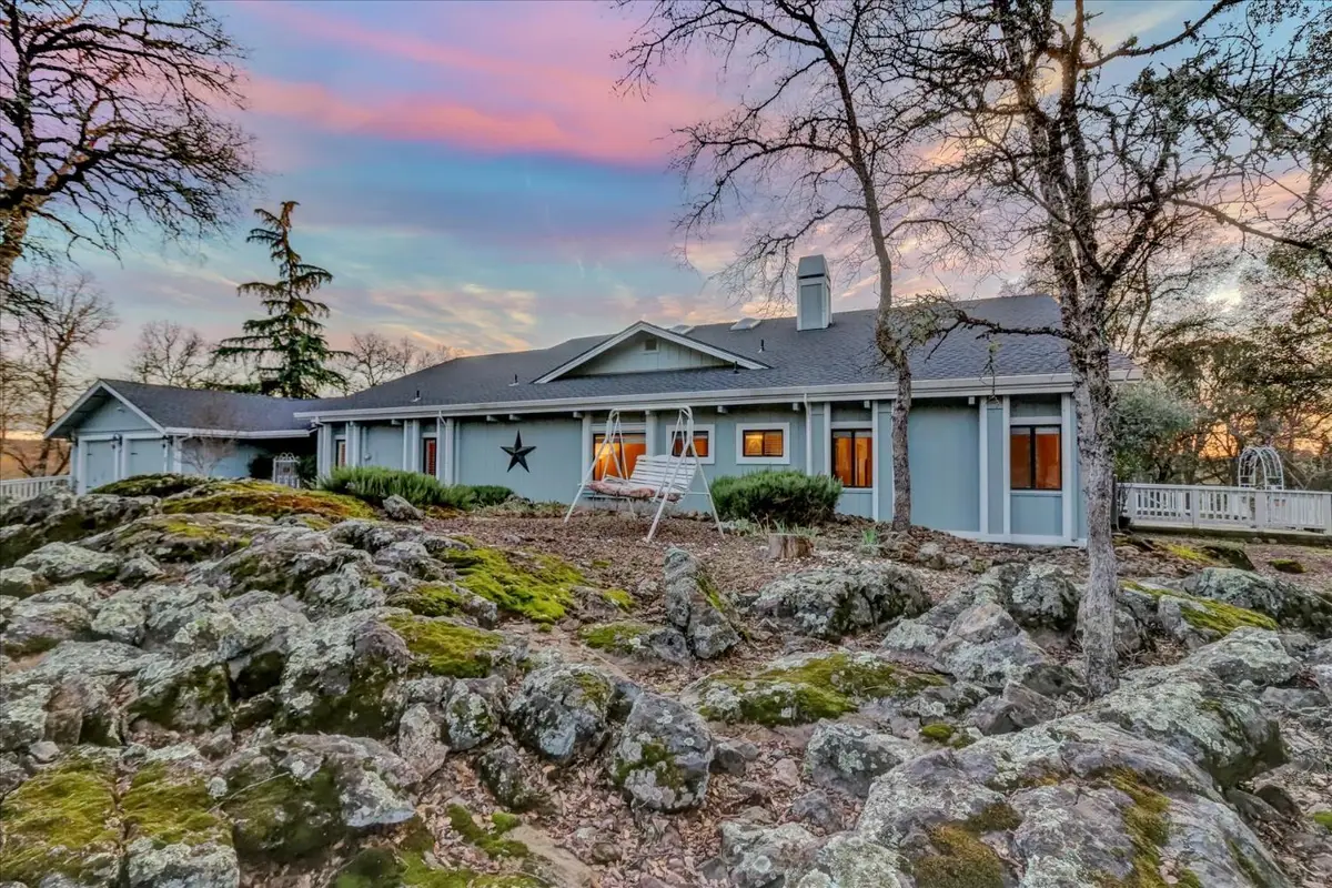 12025 Wanderer Road, Auburn, CA 95602 - #1
