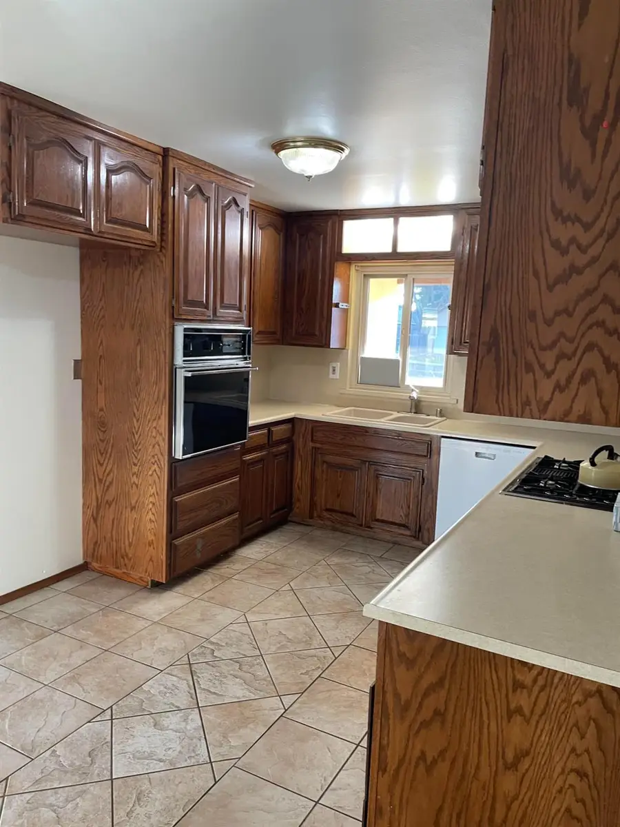 2113 Milford Lane, Modesto, CA 95355 - Image #3