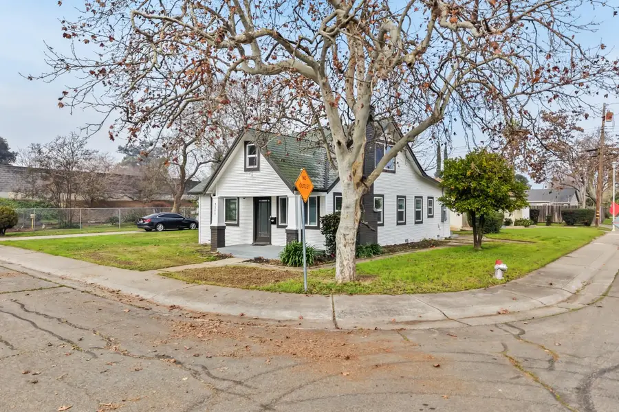 3341 23rd Avenue, Sacramento, CA 95820 - #2
