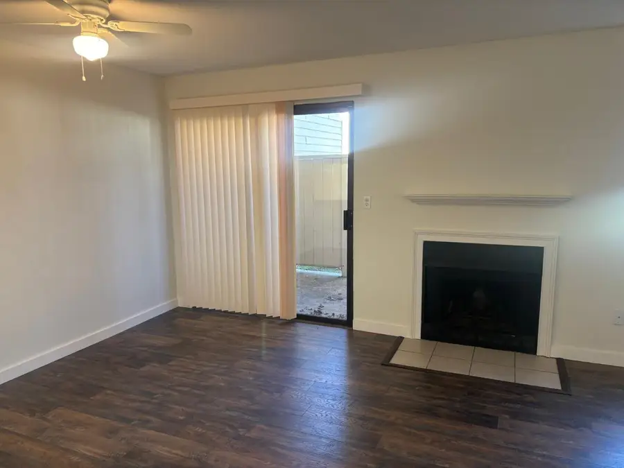 7441 Auburn Oaks Court #G, Citrus Heights, CA 95621 - #3