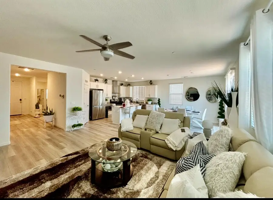 8210 Scrimshaw Way, Sacramento, CA 95829 - Image #3