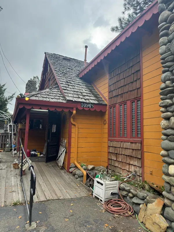 10946 Highway 50, Pollock Pines, CA 95726