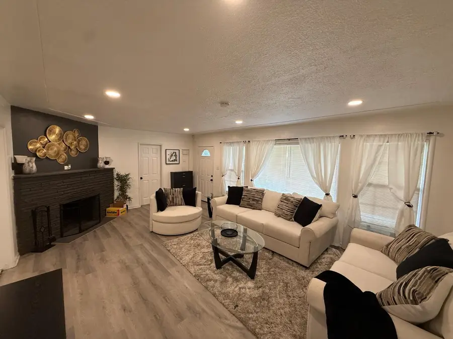 2190 W Euclid Avenue, Stockton, CA 95204 - #2