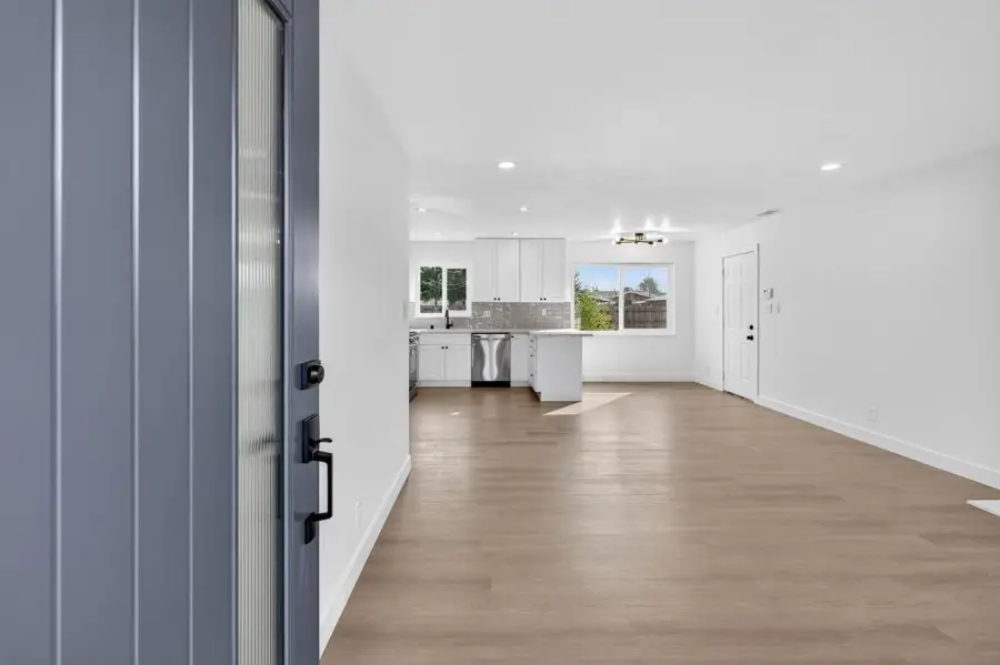 10604 Valley View Drive, Rancho Cordova, CA 95670 - Image #2