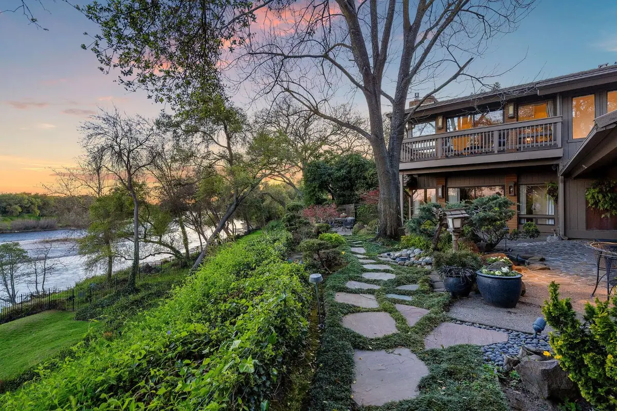 23 Riverbank Place, Carmichael, CA 95608 - #1