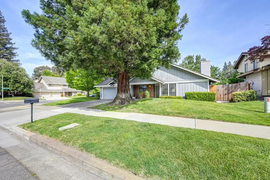 7005 Riverside Boulevard, Sacramento, CA 95831 - #3