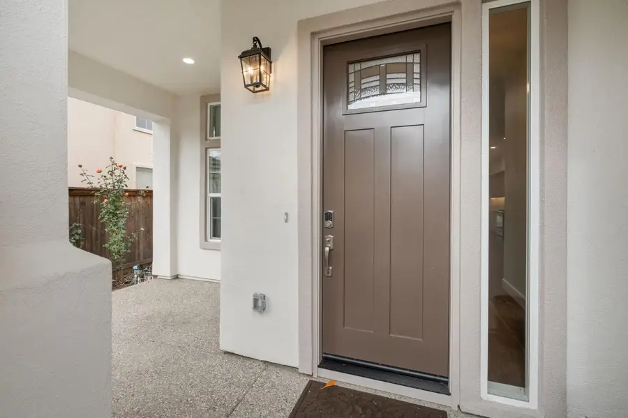 9973 W Taron Drive, Elk Grove, CA 95757 - Image #3