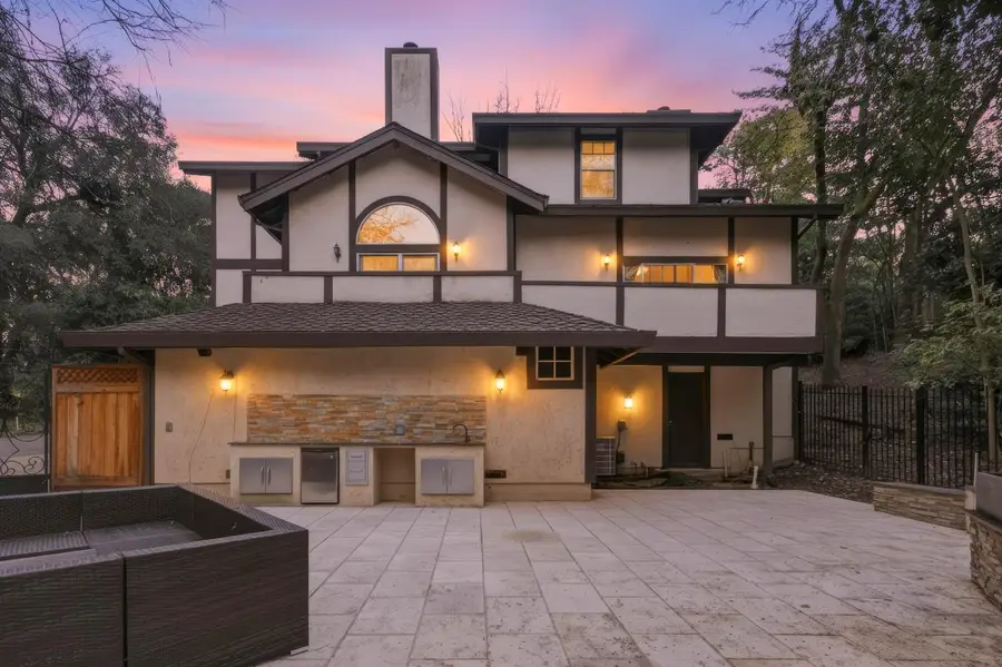 8681 Winding Way, Fair Oaks, CA 95628 - Image #3