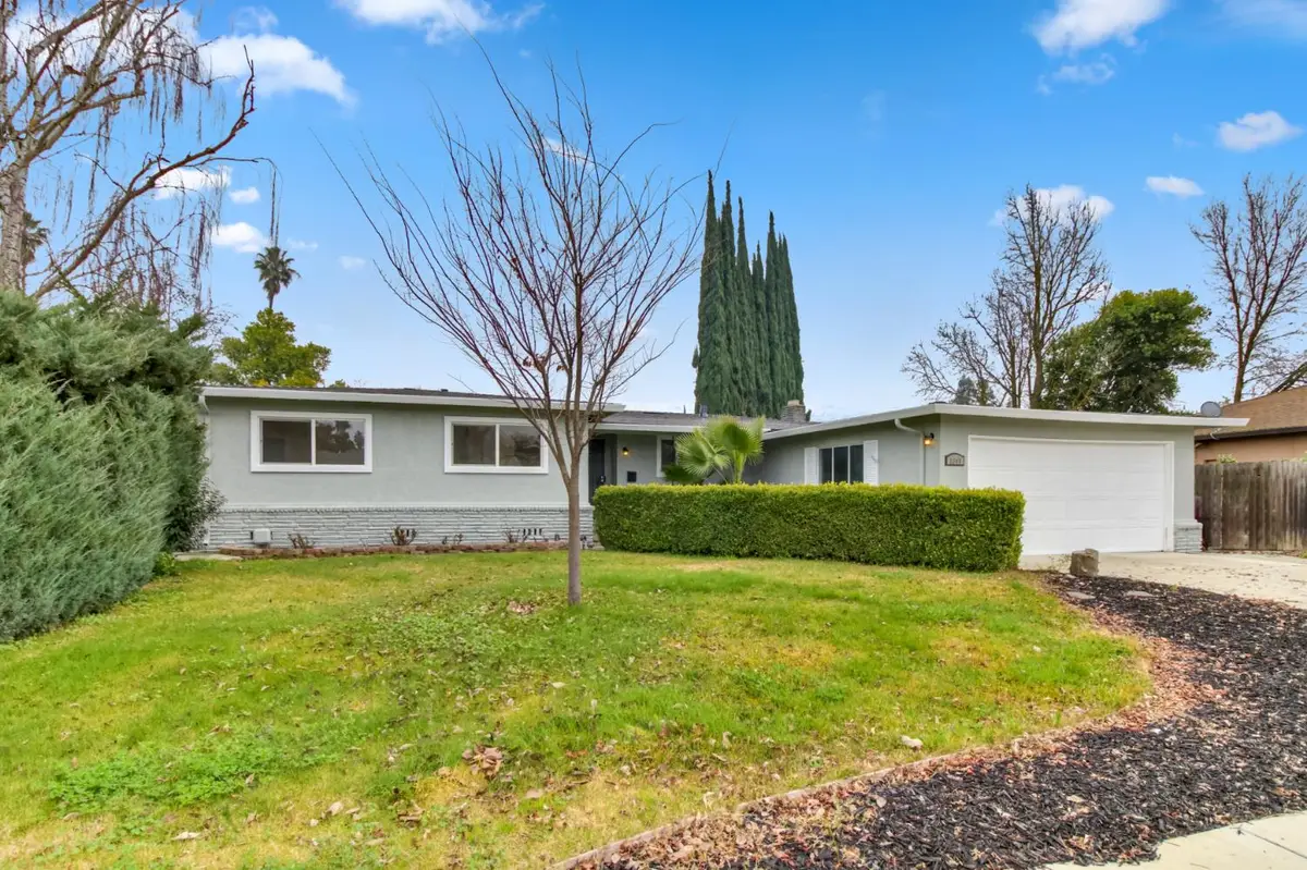 7341 Stanwood Way, Sacramento, CA 95831 - Image #1