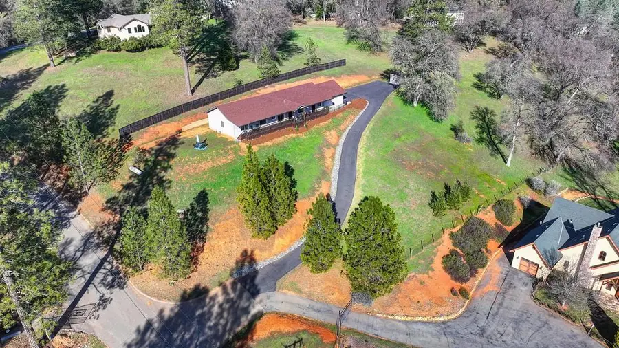 17630 Hillcrest Drive, Meadow Vista, CA 95722 - Image #2