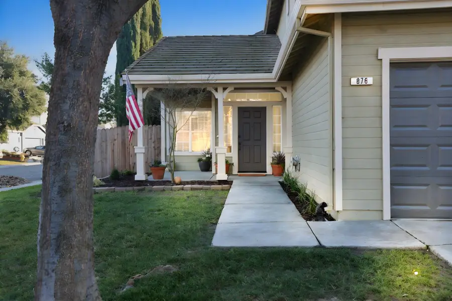 876 Walker Street, Woodland, CA 95776 - Image #3