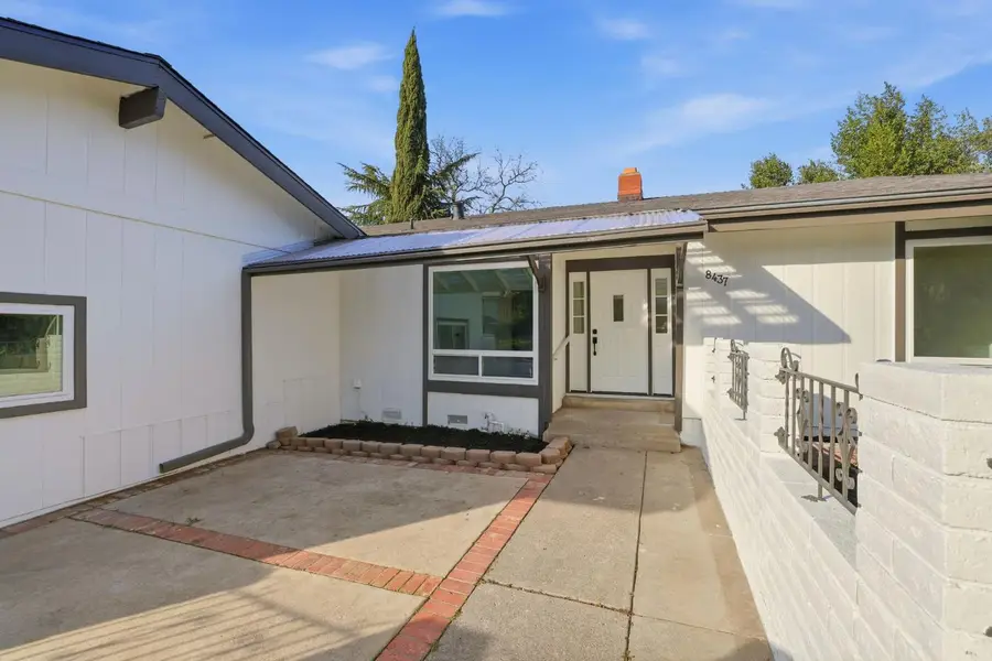 8437 Hidden Valley Circle, Fair Oaks, CA 95628 - Image #2