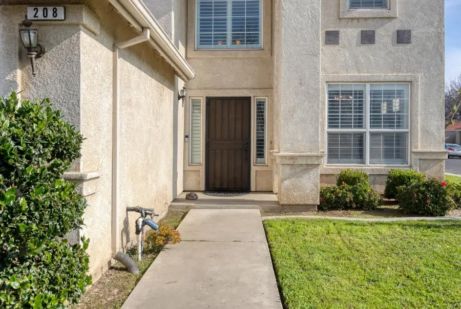208 Rector Lane, Modesto, CA 95357 - Image #3