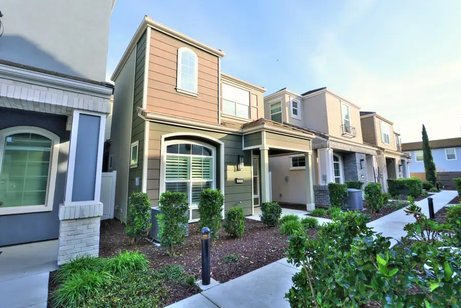 3280 Hummingbird Court, West Sacramento, CA 95691 - Image #2