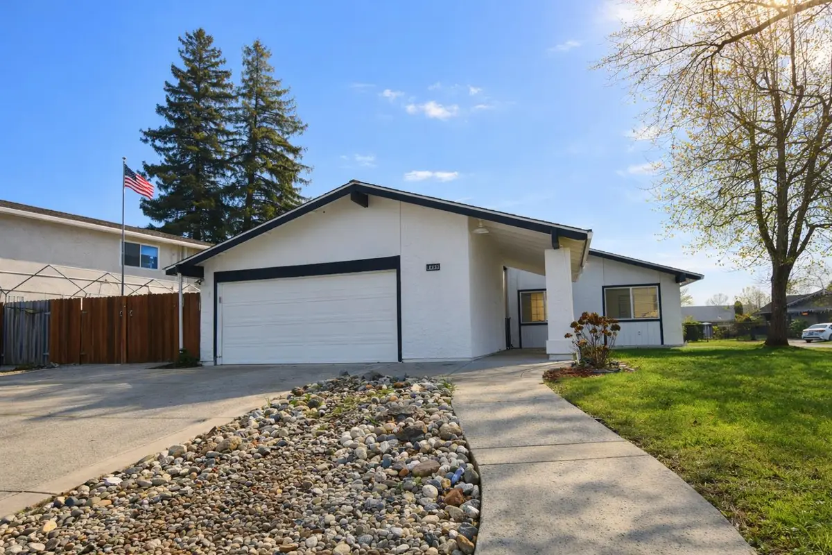 8400 Juglans Drive, Orangevale, CA 95662 - Image #1