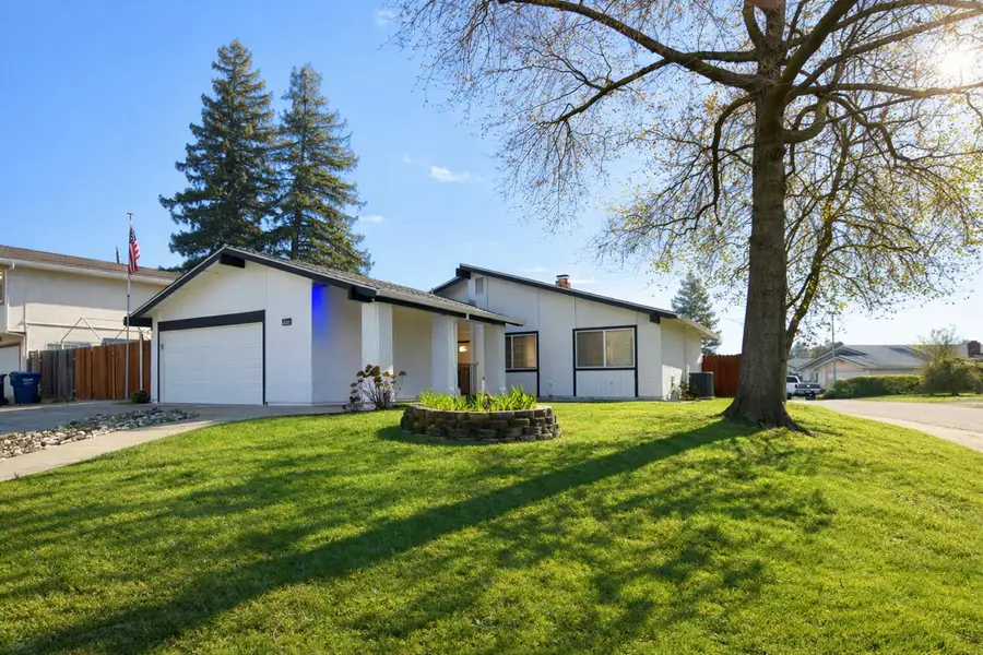 8400 Juglans Drive, Orangevale, CA 95662 - Image #2