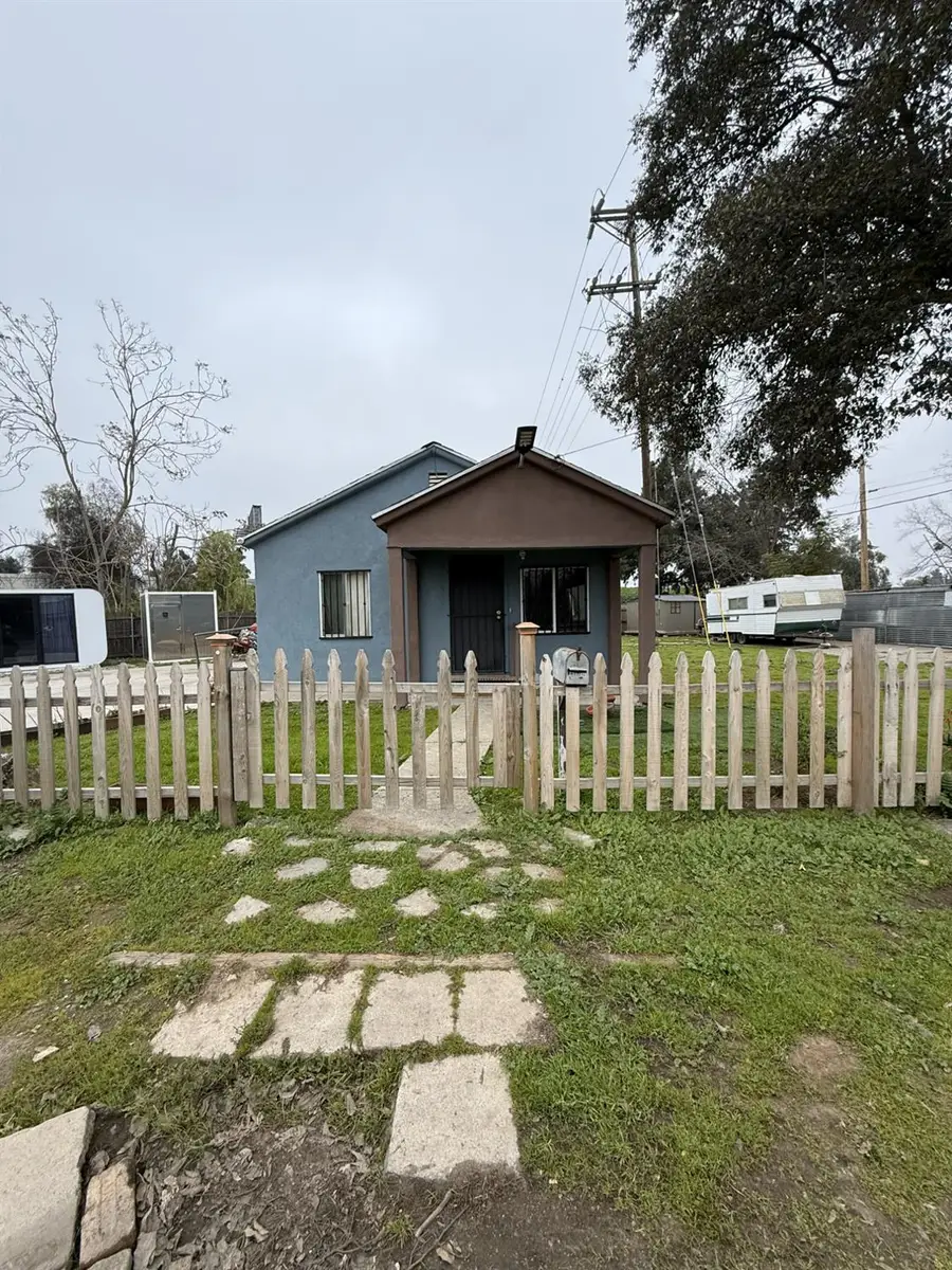 1603 W Hazelton Avenue, Stockton, CA 95203 - Image #2