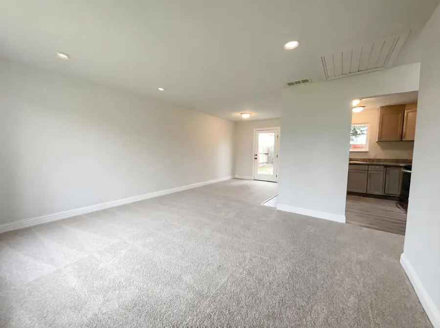 6909 Duckling Way, Sacramento, CA 95842 - Image #3