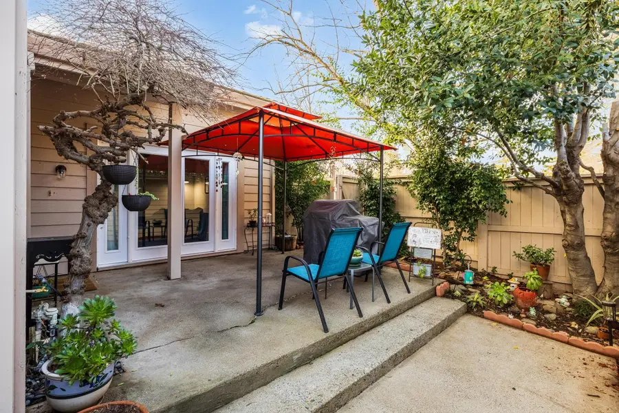 8169 Chenin Blanc Lane, Fair Oaks, CA 95628 - Image #2