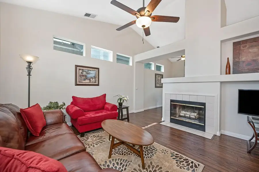 9448 Plainoak Way, Elk Grove, CA 95758 - #2