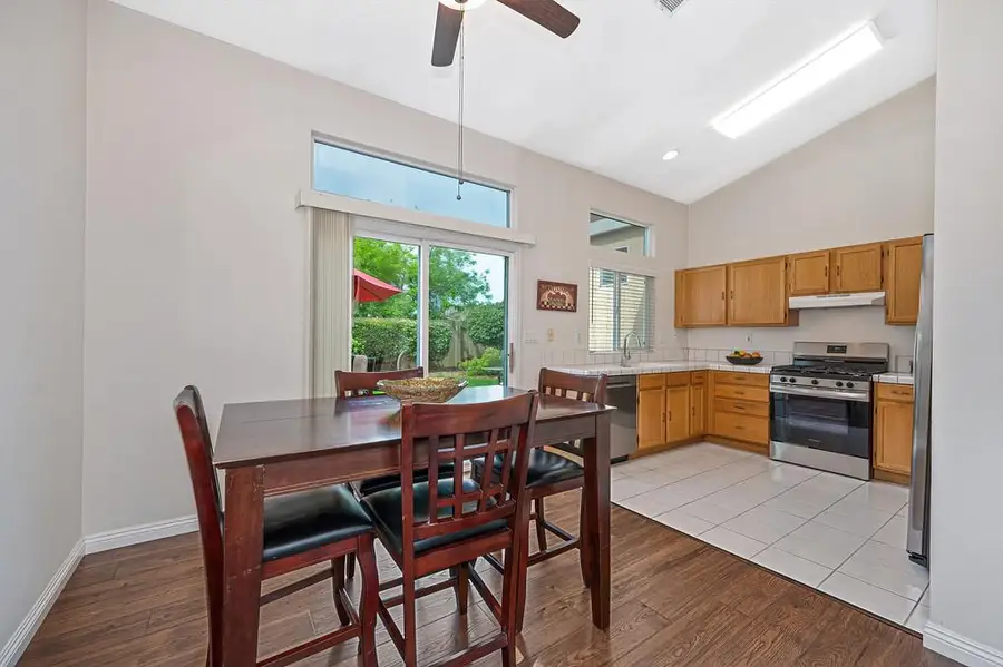 9448 Plainoak Way, Elk Grove, CA 95758 - #3