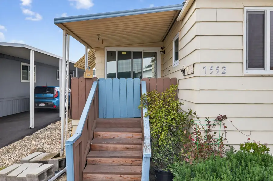 7552 Red Bud Lane, Sacramento, CA 95828 - Image #2