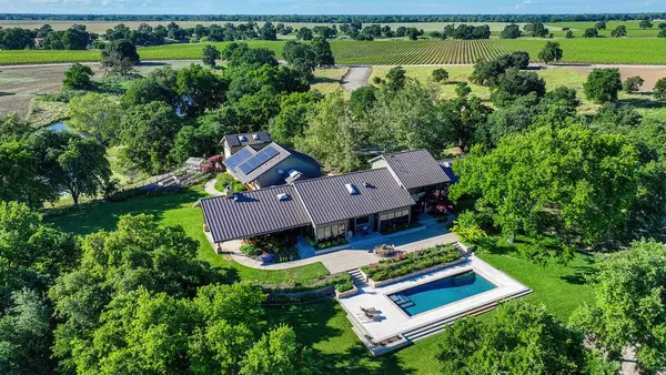 1850 W Twisted Vine Way, Acampo, CA 95220