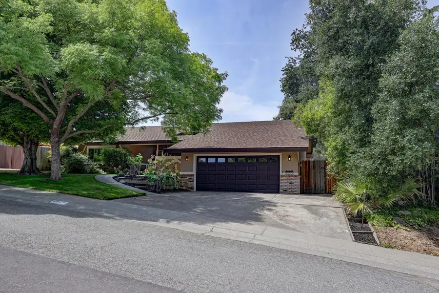 5825 Oak Garden Court, Orangevale, CA 95662 - #3