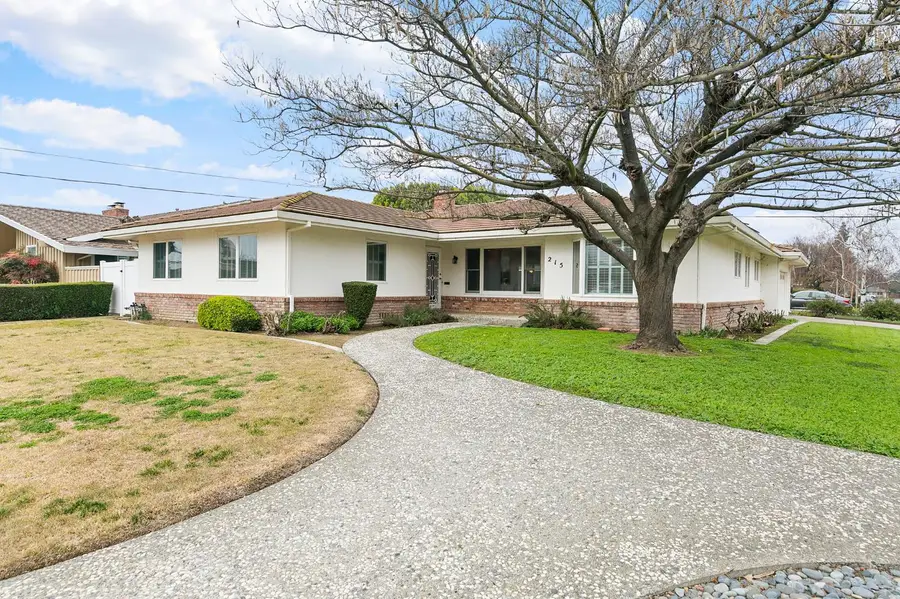 215 Toyon Drive, Woodland, CA 95695 - Image #2