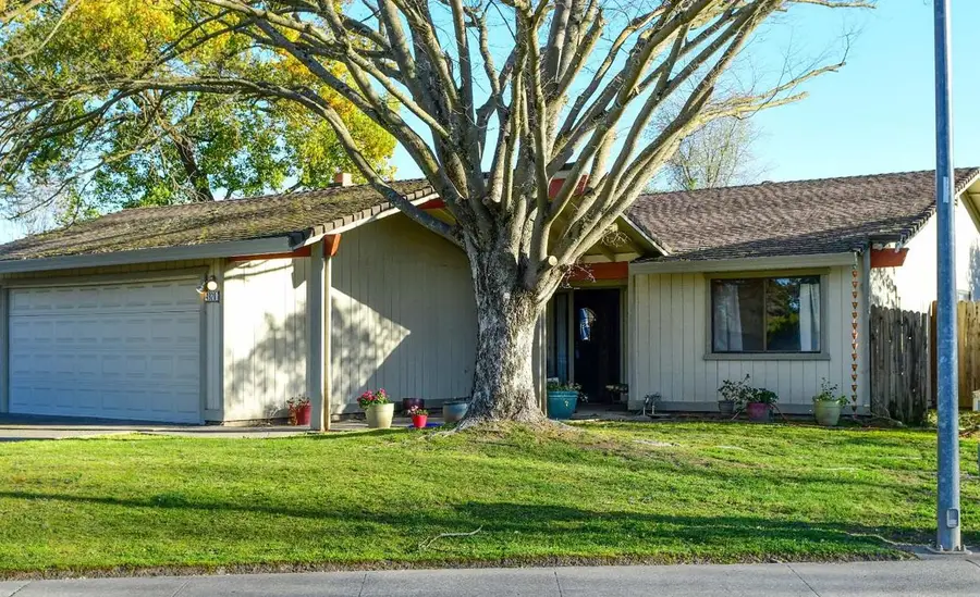 4920 Springfield Way, Sacramento, CA 95841 - Image #2