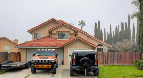 814 Casa Court, Los Banos, CA 93635