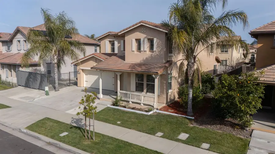 16766 Gold Nugget Trail, Lathrop, CA 95330 - Image #2