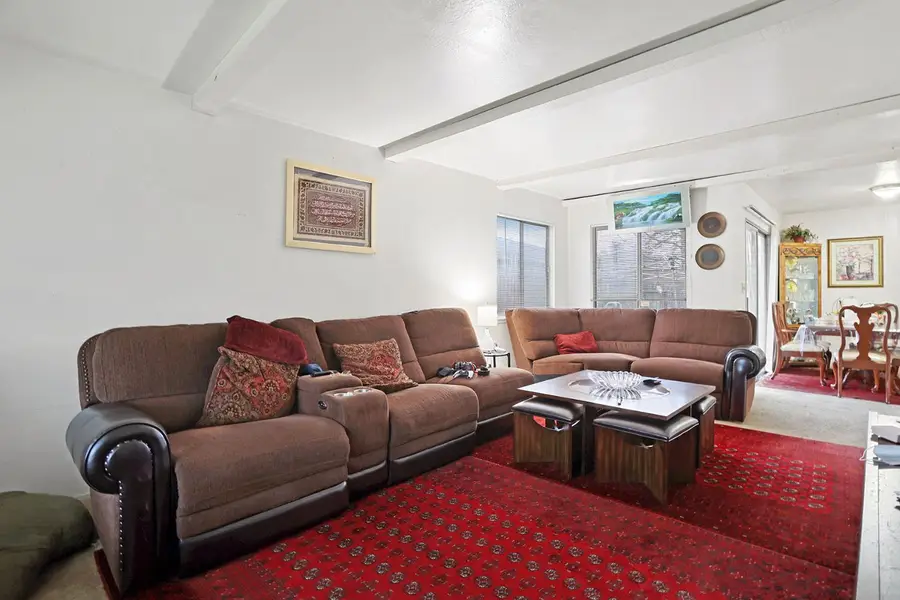 10063 Lincoln Village Drive, Sacramento, CA 95827 - Image #2