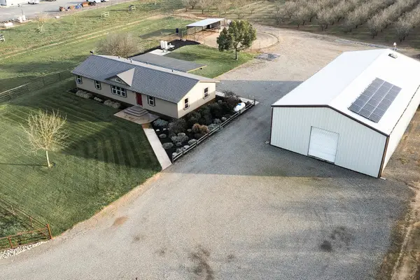 18041 Seidner Avenue, Escalon, CA 95320